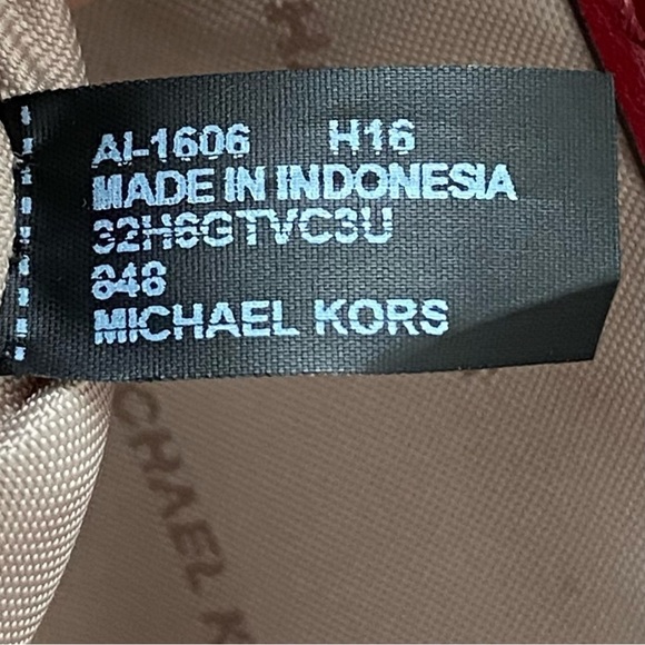 MICHAEL KORS Wine Red Jet Set East West Travel Grid Crossbody Bag Chain Strap - Picture 12 of 13